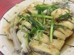 葱油鸡-银峰农庄·特色烧鸡·鲜无花果浸鸡