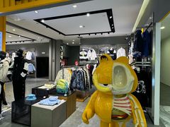 -王府井百货熙地港店