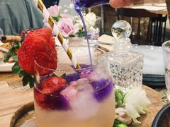 snow&nbsp;white-FLOVIE FLORIST CAFE