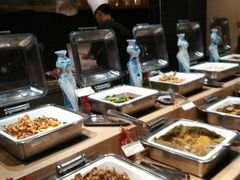 自助取餐区-亚马逊环球美食百汇(新城吾悦广场店)