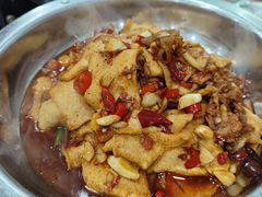 -湖南人家湘菜馆(镇江路店)