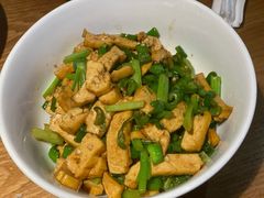 -费大厨辣椒炒肉(万家丽一店)