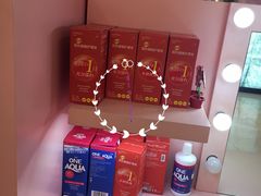 -4iNLOOK美瞳店(中山公园龙之梦店)