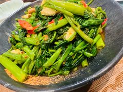 -马来西亚肉骨茶汤·招牌螃蟹·烧鸡·呷喱吧吧(海上世界店)