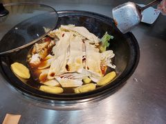 -屯老二农家铁锅炖·行业领军者(梅江店)