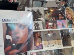-浣熊唱片店(上海影城店)