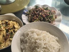 -洞背山庄(洞背院区式管理小区店)