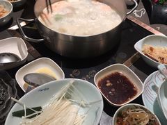 -捞王锅物料理(上海世茂广场店)