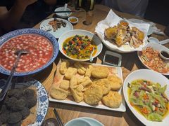 -头上红煨盐鸡·非遗院子餐厅