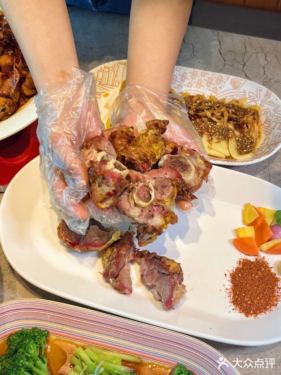 近期在乌鲁木齐吃到颇为满意的一顿漂亮饭