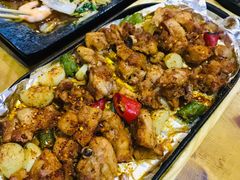 -老东镇啤酒屋海鲜加工·蒸汽海鲜·海鲜烧烤(台东店)