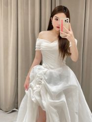 点击看大图 -Renee芮亦婚纱