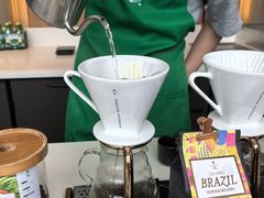 -星巴克臻选(盐城金鹰聚龙湖店)
