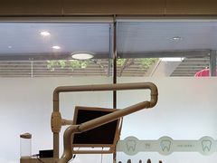 -上海仁爱医院口腔科 · 种植