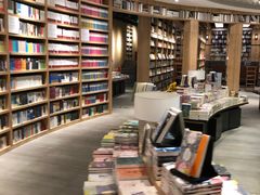 -覔书店(壹方城店)