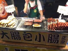 -六合夜市