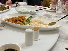 虾双拼-品悦酒店(三林古镇店)