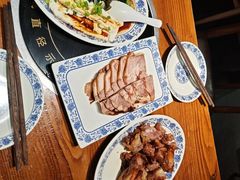 -老天桥酱肉烧饼夹肘子(天桥店)