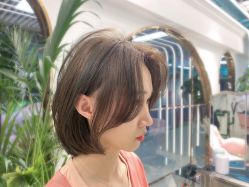 -BULB STUDIO 巴柏明星发型工作室