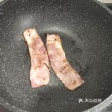 营养美味的早餐——鸡蛋培根三明治