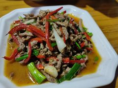 爆炒牛肉-五彩雪域藏餐馆