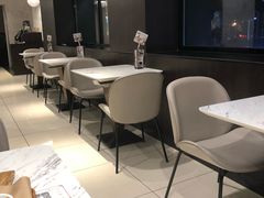 大堂-必胜客(堤口路店)