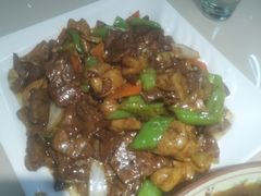 -老码头黑皮肘子锅包肉(赣水路店)