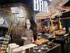 -四海一家自助餐(益田假日广场店)