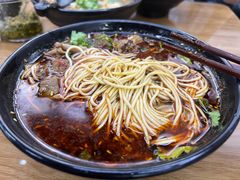 牛肉面-耙豌豆重庆小面