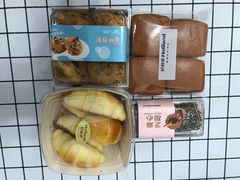 -好利来(彩香店)
