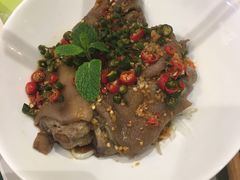 -越弥越南传统美食馆