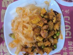 -牛一嘴·兰州牛肉面·大盘鸡(财富中心店)