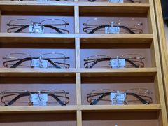 -宝丽眼镜(湖墅店)