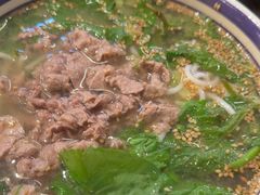 招牌生烫牛肉米线-云阿蛮云南生烫牛肉米线(奉贤路店)