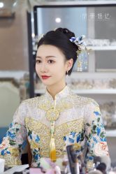 -欣薇婚纱(新源乐汇城店)