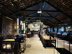 -喜洲吧·江畔老船厂·庭院餐厅(喜临院店)
