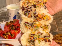 -李与白包子铺(桐梓林店)