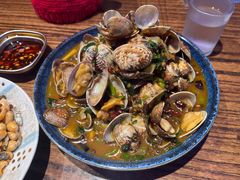 -蚝堡海鲜·威海菜·海肠捞饭·烧烤·亚洲吃蚝公司(幸福门店)