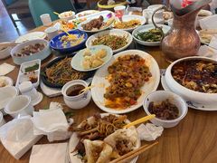 -蒙亨·手把肉·蒙古包文化主题餐厅(天恒广场店)