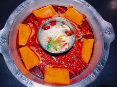 -大龙燚火锅(五一广场店)