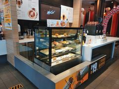 面包甜点陈列柜-麦当劳(季华好又多店)