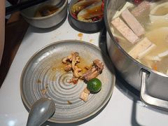 -喃喃椰·糟粕醋·椰子鸡火锅(七堡花园店)