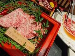 -山川小町·极番烧肉(新地假日广场店)