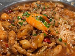 -胖哥俩肉蟹煲(湖滨银泰in77店)