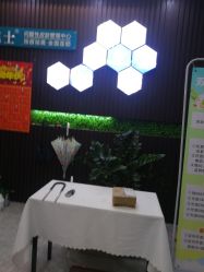 点击看大图 -痘院士专业祛痘皮肤管理