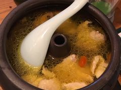 云南经典汽锅鸡-云海肴·汽锅鸡·云南菜(苏州中心店)
