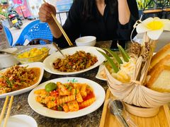 -啰啰冰屋(景洪总店)