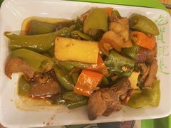 -老乡鸡(亳州路天庆大厦店)
