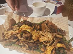 -小河公主秘制烤羊腿(小绿谷店)