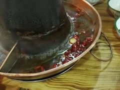 鸳鸯锅底-东镇老火锅(长春路首店)